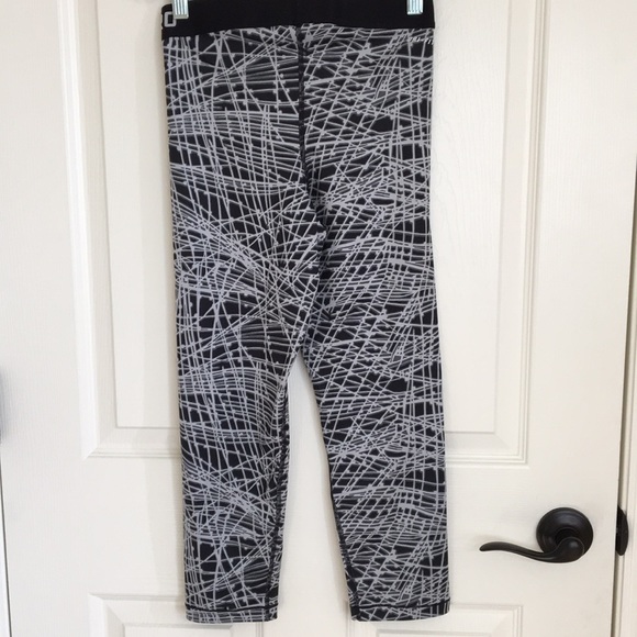 Nike Workout Pants - Picture 3 of 3